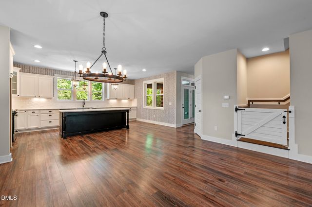 436 Skybluff Circle, Fuquay Varina, NC 27526