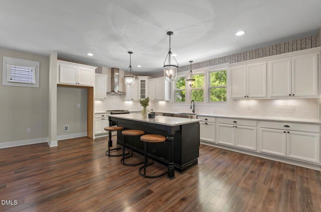 436 Skybluff Circle, Fuquay Varina, NC 27526