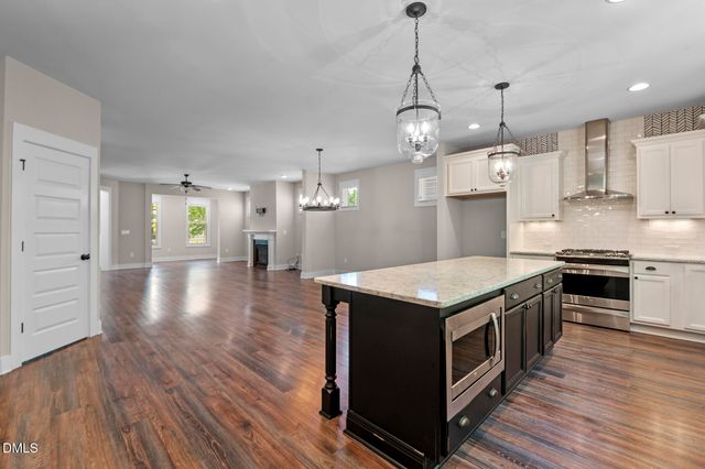 436 Skybluff Circle, Fuquay Varina, NC 27526