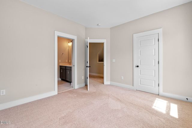 436 Skybluff Circle, Fuquay Varina, NC 27526