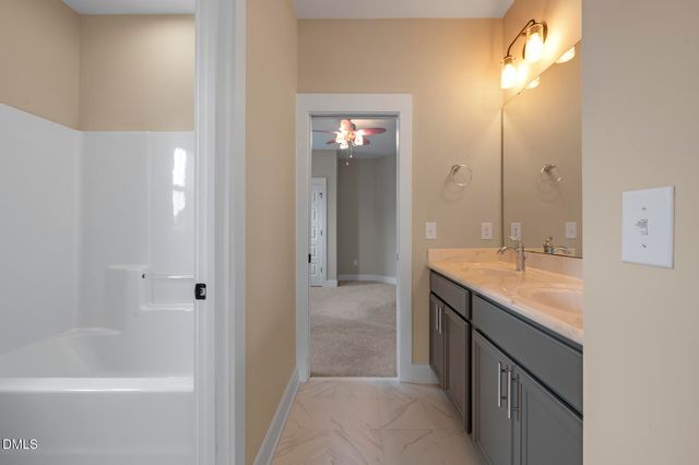 436 Skybluff Circle, Fuquay Varina, NC 27526