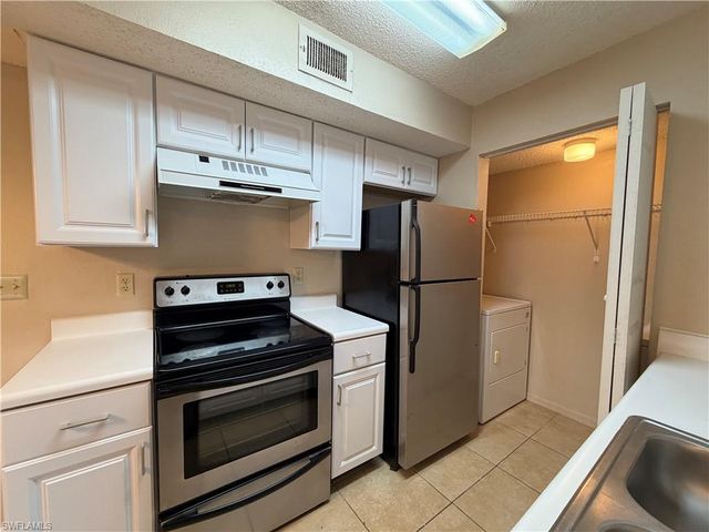 12561 Equestrian CIR 804, Fort Myers, FL 33907