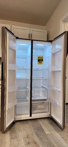 8301 Pepperidge Drive, St Louis, MO 63134