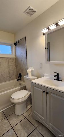 8301 Pepperidge Drive, St Louis, MO 63134