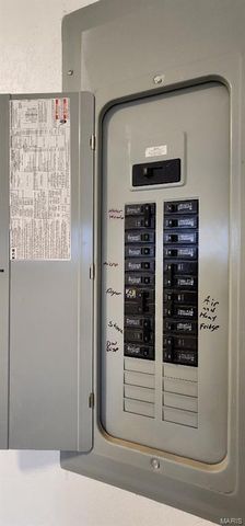 8301 Pepperidge Drive, St Louis, MO 63134