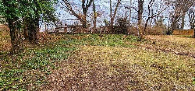 8301 Pepperidge Drive, St Louis, MO 63134