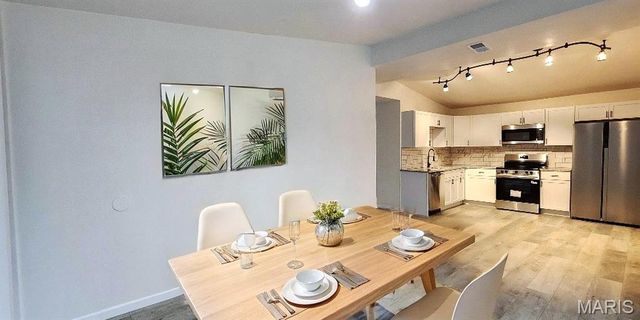 8301 Pepperidge Drive, St Louis, MO 63134