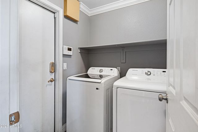 700 W CHERRYWOOD Drive, Chandler, AZ 85248