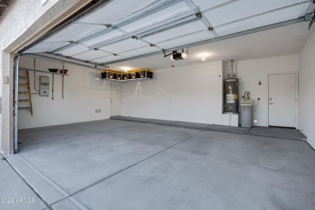 700 W CHERRYWOOD Drive, Chandler, AZ 85248
