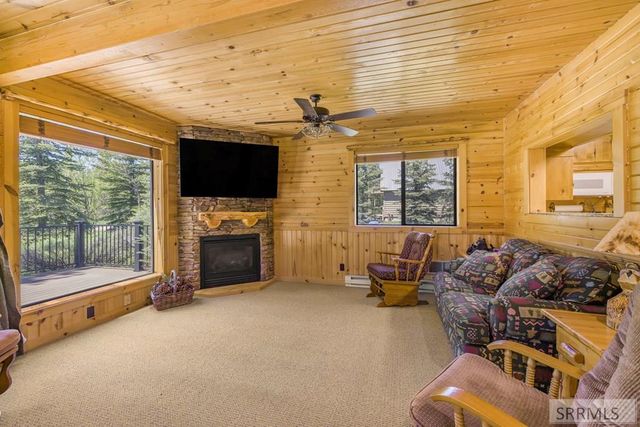 4001 Otter Trail, Island Park, ID 83429