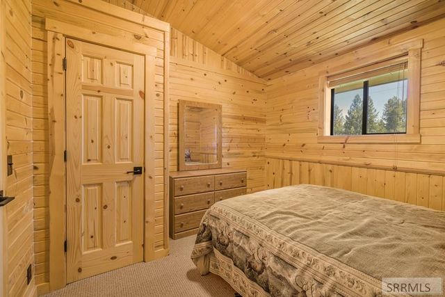 4001 Otter Trail, Island Park, ID 83429