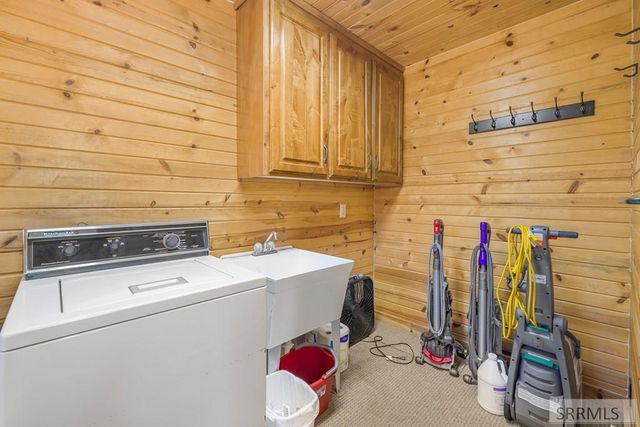 4001 Otter Trail, Island Park, ID 83429