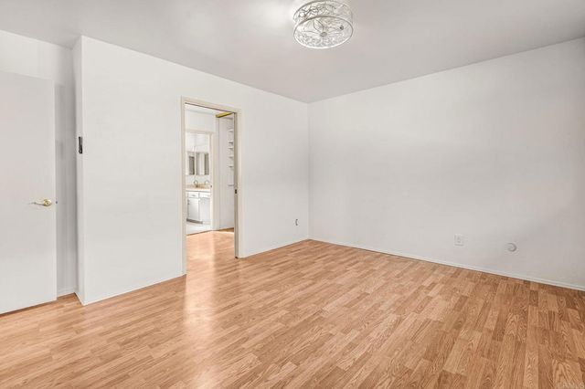 3925 Rogers Rd, Spring Valley, CA 91977