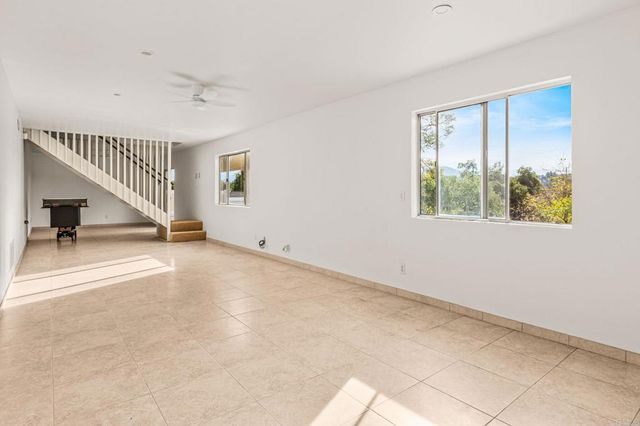 3925 Rogers Rd, Spring Valley, CA 91977