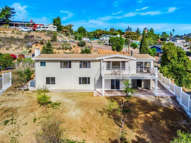 3925 Rogers Rd, Spring Valley, CA 91977