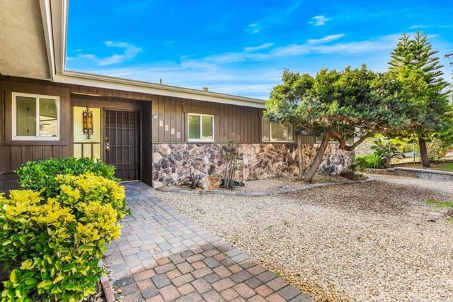 3925 Rogers Rd, Spring Valley, CA 91977