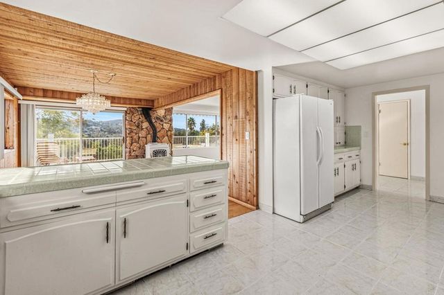 3925 Rogers Rd, Spring Valley, CA 91977