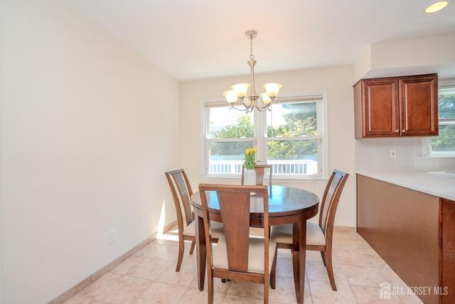 14 Dov Place, South Brunswick, NJ 08824