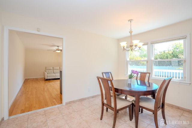 14 Dov Place, South Brunswick, NJ 08824