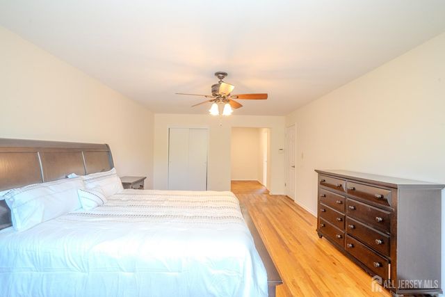14 Dov Place, South Brunswick, NJ 08824
