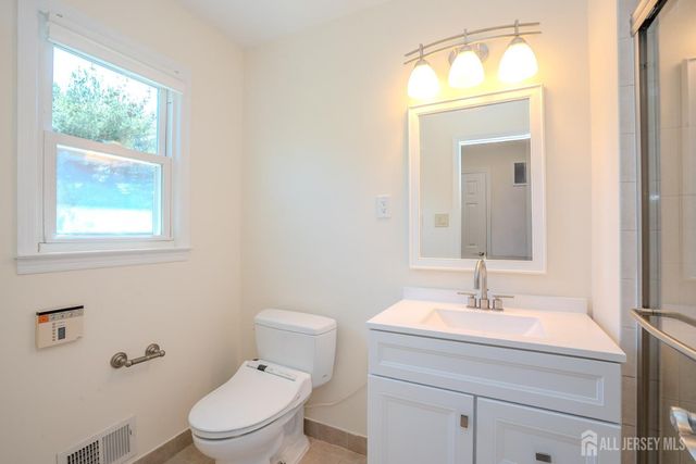 14 Dov Place, South Brunswick, NJ 08824