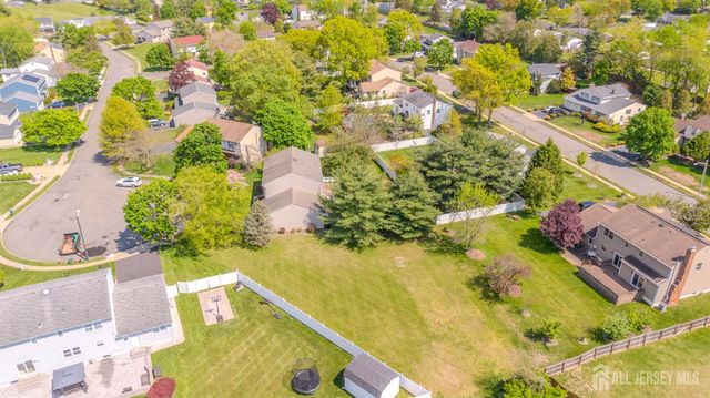 14 Dov Place, South Brunswick, NJ 08824