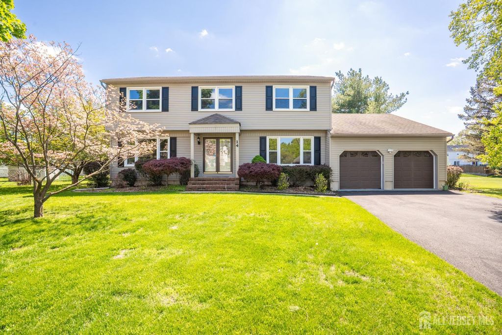 14 Dov Place, South Brunswick, NJ 08824