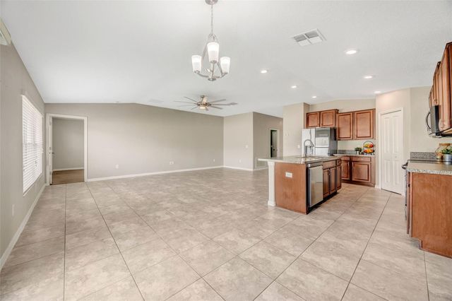 10532 STANDING STONE DRIVE, Wimauma, FL 33598