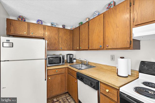6441 GRAFTON GARTH CT, Glen Burnie, MD 21061
