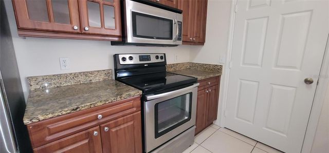 3707 CONROY ROAD 1722, Orlando, FL 32839