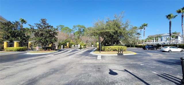 3707 CONROY ROAD 1722, Orlando, FL 32839