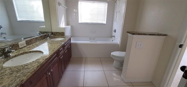 3707 CONROY ROAD 1722, Orlando, FL 32839