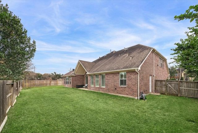 7935 Woodcrest Court, Sugar Land, TX 77479