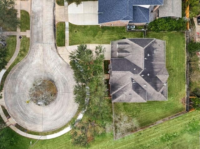 7935 Woodcrest Court, Sugar Land, TX 77479