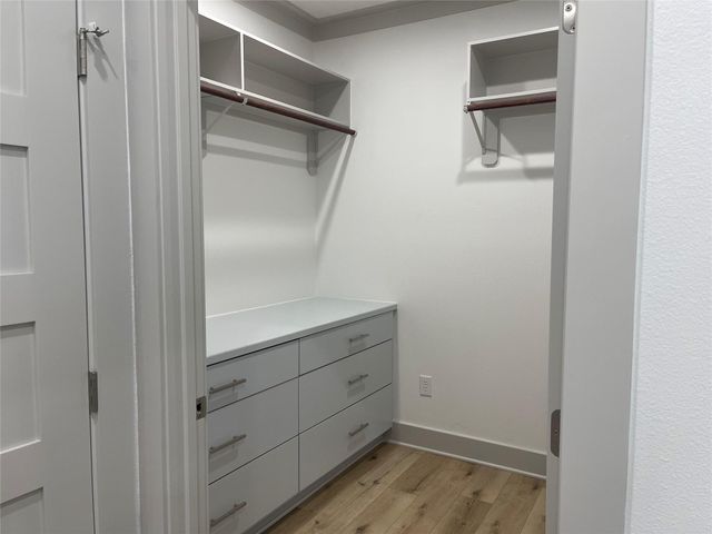 1166 N Monkhouse Drive, Crystal Beach, TX 77650