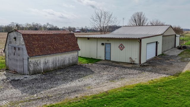 10445 Maze Road, Indianapolis, IN 46259