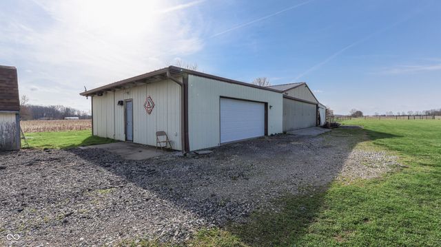 10445 Maze Road, Indianapolis, IN 46259