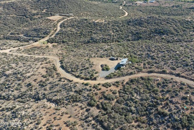 5720 S MINERS PICK Road 3, Mayer, AZ 86333