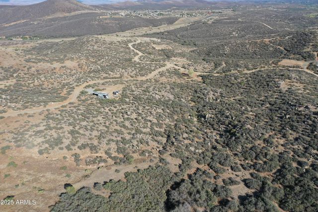 5720 S MINERS PICK Road 3, Mayer, AZ 86333