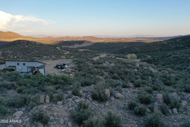 5720 S MINERS PICK Road 3, Mayer, AZ 86333