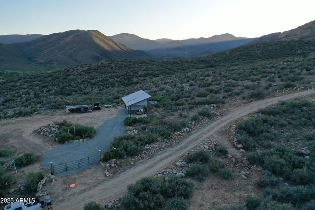 5720 S MINERS PICK Road 3, Mayer, AZ 86333