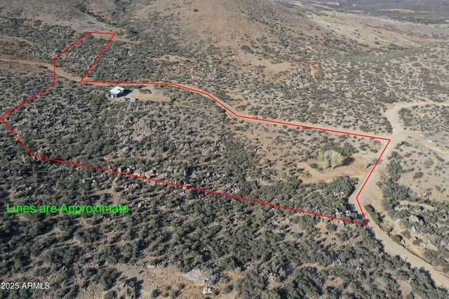 5720 S MINERS PICK Road 3, Mayer, AZ 86333