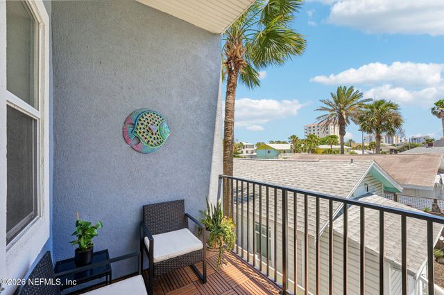 310 2ND Street S 4, Jacksonville Beach, FL 32250