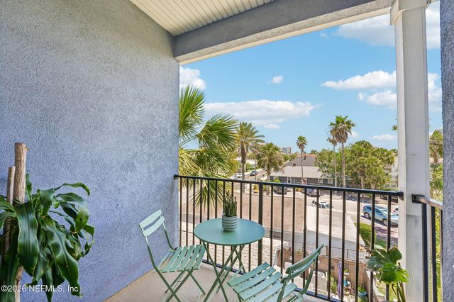 310 2ND Street S 4, Jacksonville Beach, FL 32250