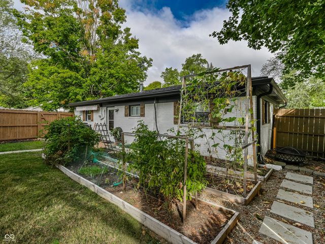 655 Birch Street, Westfield, IN 46074