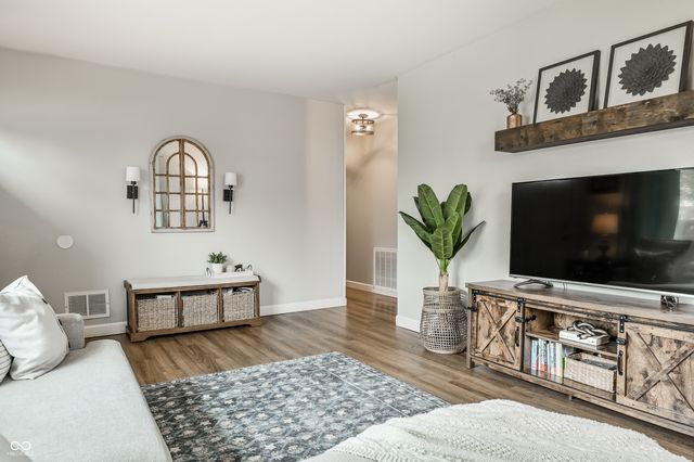 655 Birch Street, Westfield, IN 46074