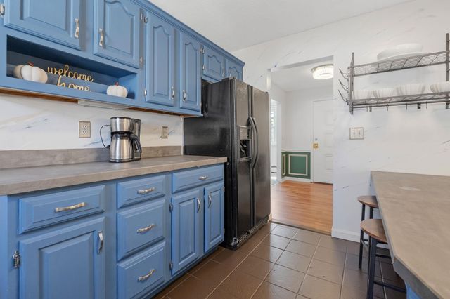 45 Gray Street, Manchester, NH 03103