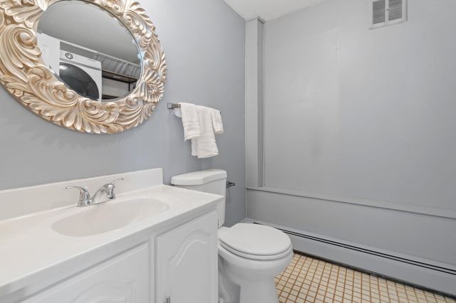 45 Gray Street, Manchester, NH 03103