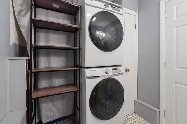 45 Gray Street, Manchester, NH 03103