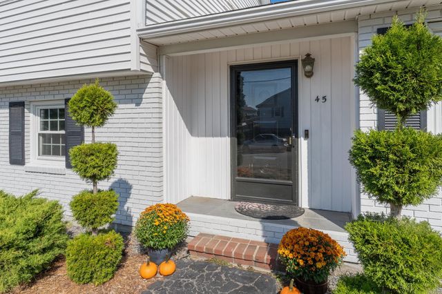 45 Gray Street, Manchester, NH 03103